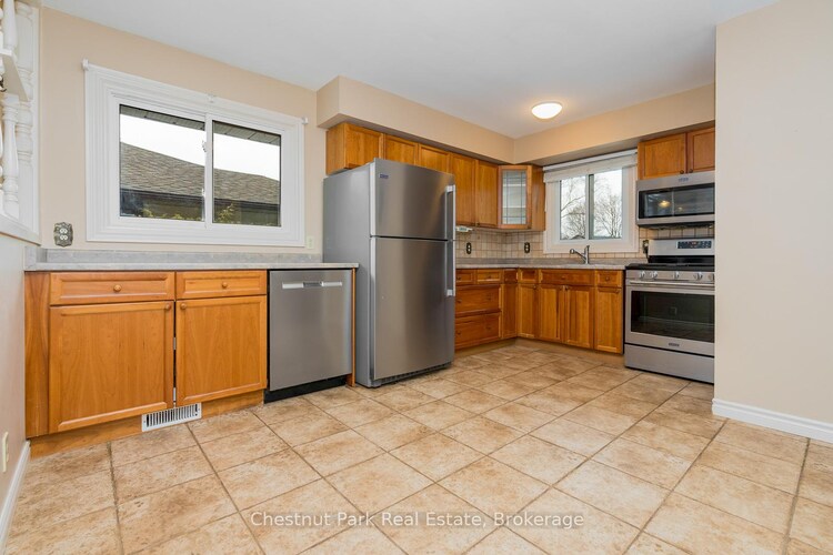 9 Sproule Avenue, Collingwood, ON, Collingwood