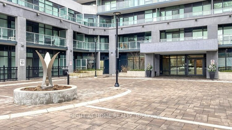 621 Sheppard Avenue E, Toronto, ON, Bayview Village