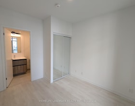 8 Beverley Glen Boulevard, York, ON , MLS #N12785804 , Image - 1