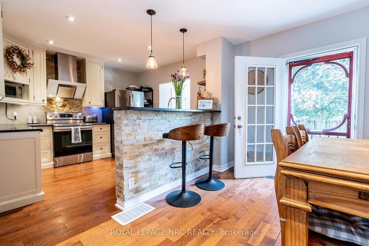 13 Violet Street, St. Catharines, ON, 453 - Grapeview