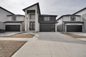 3837 Ayrshire Avenue, Middlesex, ON , MLS #X12113408 , Image - 1