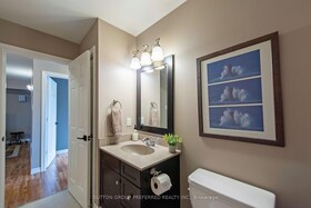 631 Thornwood Court, Middlesex, ON , MLS #X12080758 , Image - 1