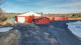 11 Municipal Drive, Parry Sound, ON , MLS #X12297901 , Image - 1