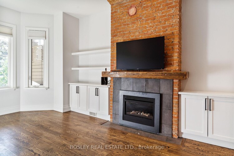 520 Manning Avenue, Toronto, ON, Palmerston-Little Italy