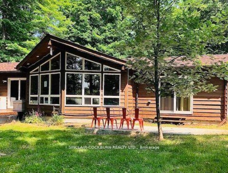 1238 Carlsmount Road, Bracebridge, ON, Draper