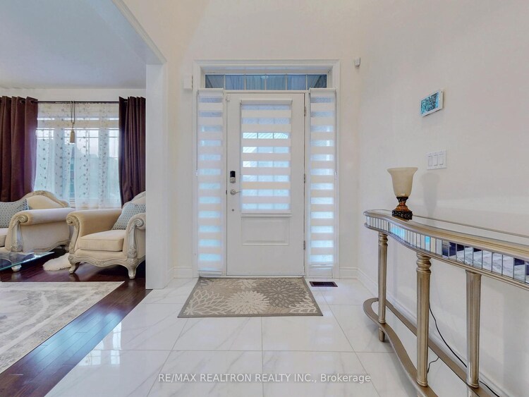 245 Danny Wheeler Boulevard, Georgina, ON, Keswick North