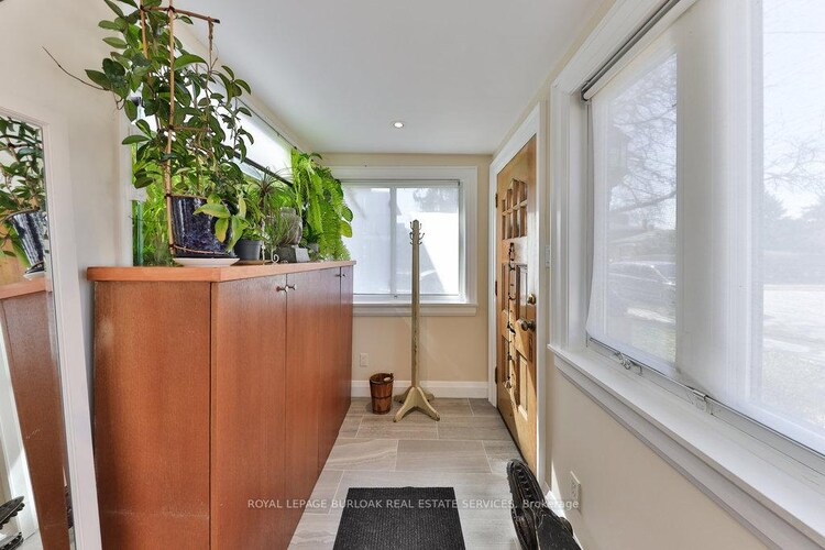 39 Twenty Fourth Street, Toronto, ON, Long Branch