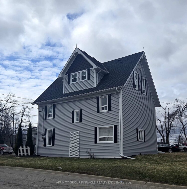 16 St David Street, Kawartha Lakes, ON, Lindsay