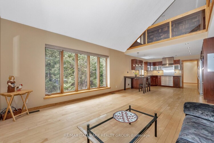 42 Twilight (Davidson) Crescent, Beacon Hill North - South and Area, ON, 2101 - Rothwell Heights