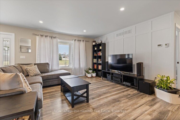 42 John Street, Morris Turnberry, ON, Belgrave