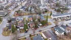 364 Parkhill Road W, Peterborough, ON , MLS #X12082870 , Image - 1