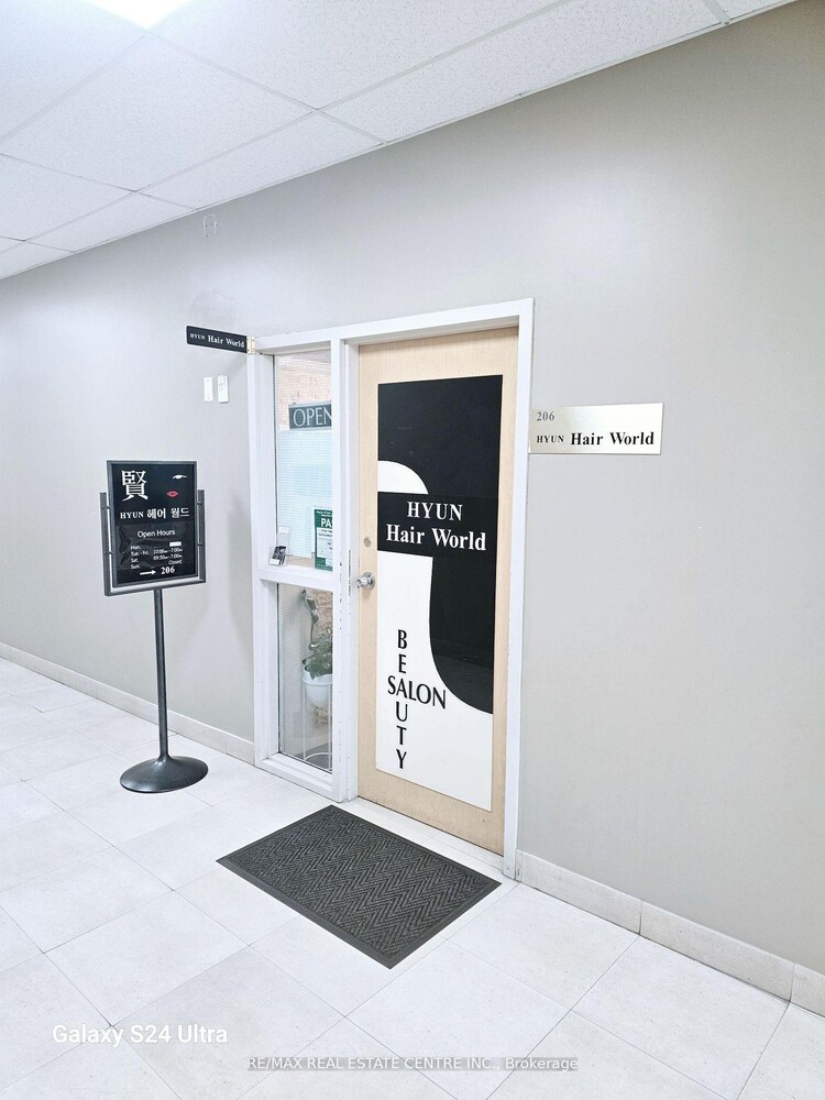 333 Dundas Street E, Mississauga, ON, Cooksville