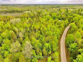 122 WESTERN Drive, Renfrew, ON , MLS #X12467857 , Image - 1