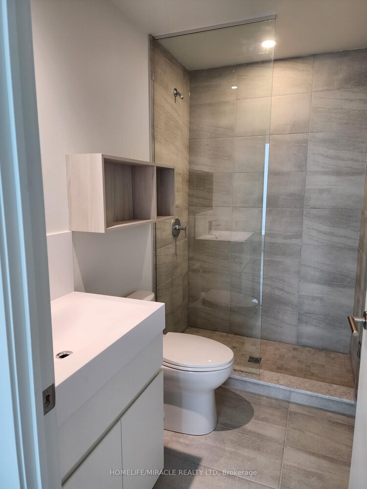 39 Mary Street, Barrie, ON, City Centre