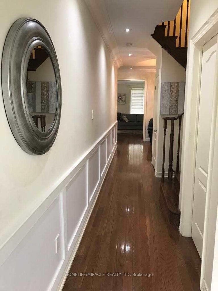 28 Sussexvale Drive, Brampton, ON, Sandringham-Wellington