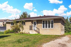 221 Phillips Street, Simcoe, ON , MLS #S12084266 , Image - 1
