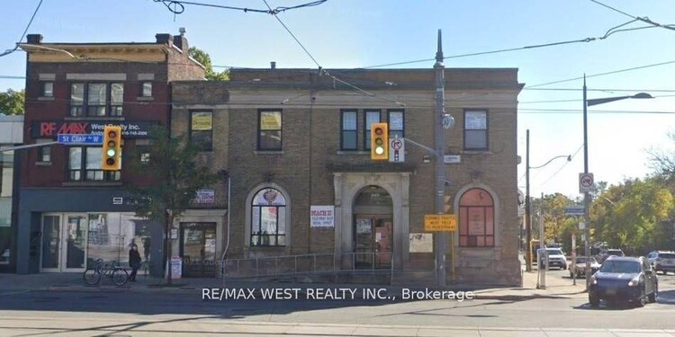 949 St Clair Avenue W, Toronto, ON, Wychwood
