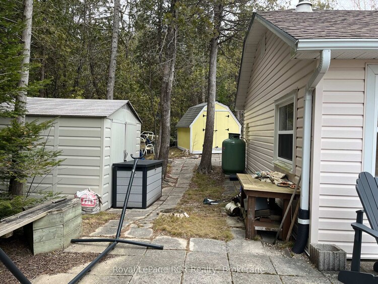 1371 2nd Avenue S, Native Leased Lands, ON, Native Leased Lands