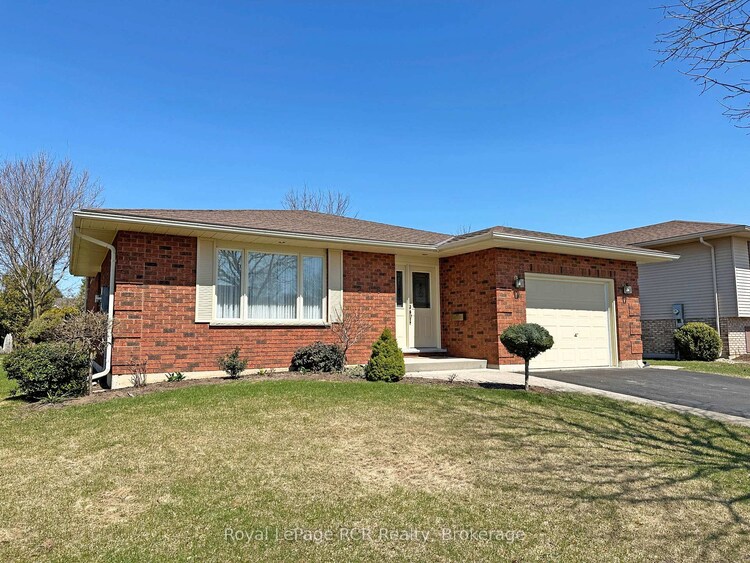 218 4th Street Crescent, Hanover, ON, Hanover