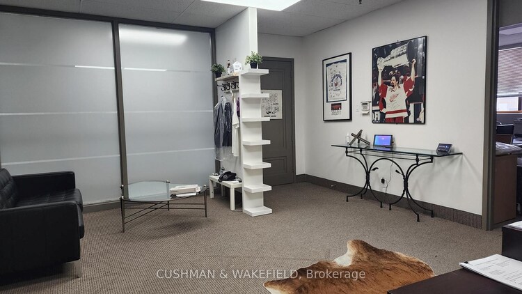 42 Dufflaw Road, Toronto, ON, Yorkdale-Glen Park