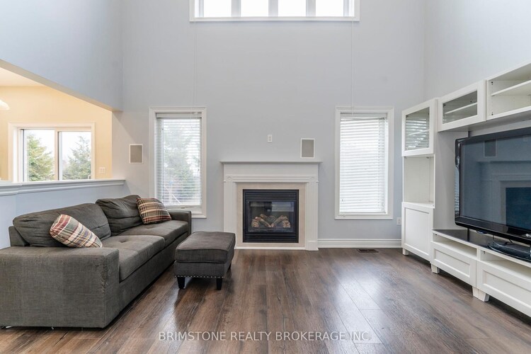 5 Nadmarc Court, Essa, ON, Angus