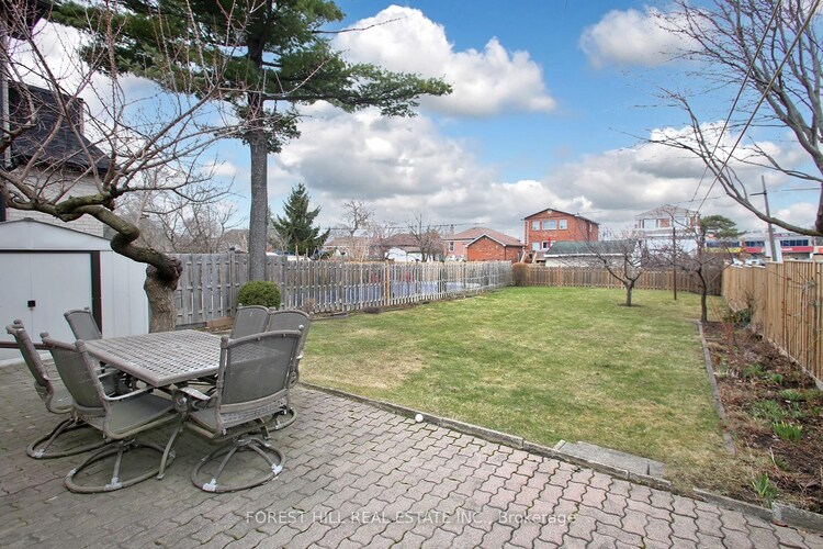 26 Alexis Boulevard, Toronto, ON, Clanton Park