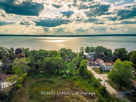 300 Metro Road N, York, ON , MLS #N12393564 , Image - 1