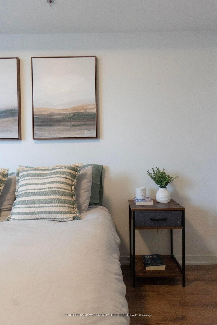 68 Abell Street, Toronto, ON, Little Portugal