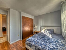 1104 Jalna Boulevard, Middlesex, ON , MLS #X12013761 , Image - 1