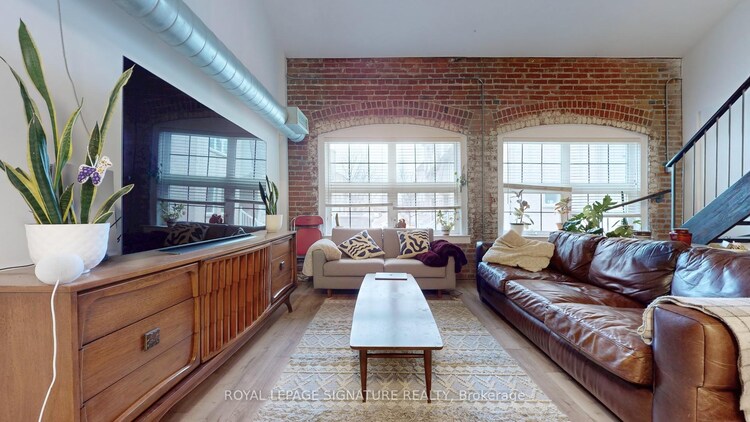 1100 Lansdowne Avenue, Toronto, ON, Dovercourt-Wallace Emerson-Junction