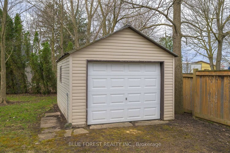 186 VICTORIA Street, Southwest Middlesex, ON, Glencoe