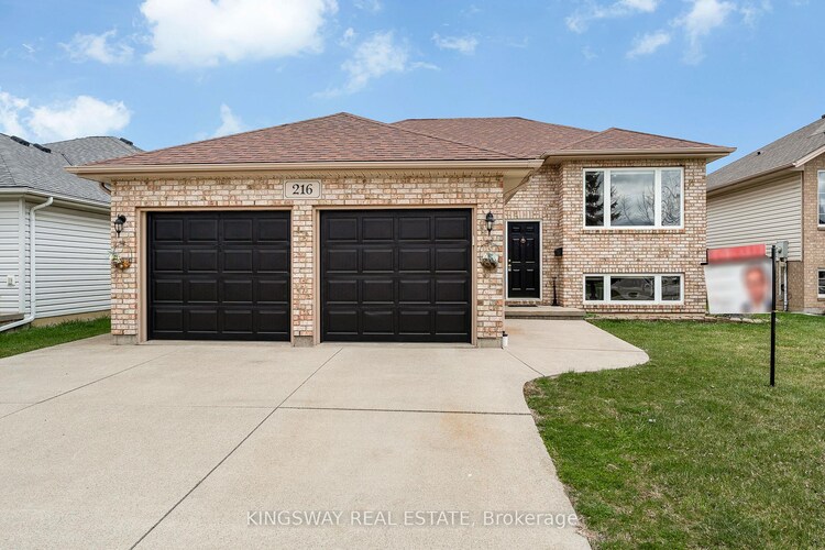 216 Brien Avenue W, Essex, ON, 