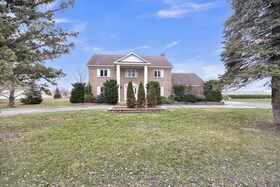 16284 Fairview Drive, Stormont, Dund, ON , MLS #X12088944 , Image - 1