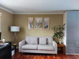 880 Leslie Valley Drive, York, ON , MLS #N12199112 , Image - 1