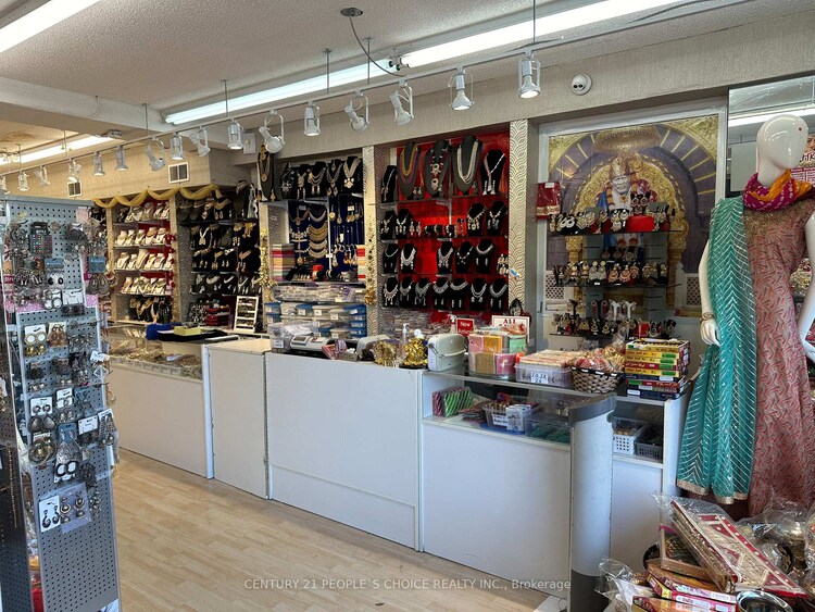 7114 Airport Road, Mississauga, ON, Malton