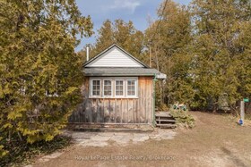207 First Street S, Bruce, ON , MLS #X12090135 , Image - 1