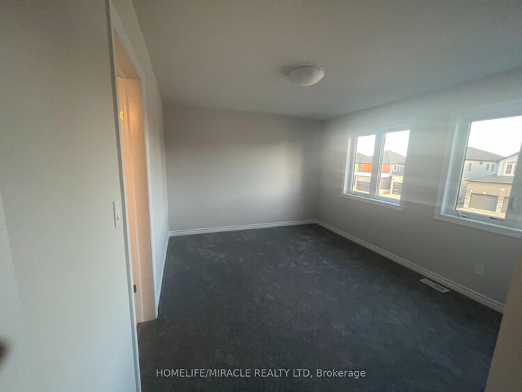 24 Sass Cres Crescent, Brant, ON, Paris