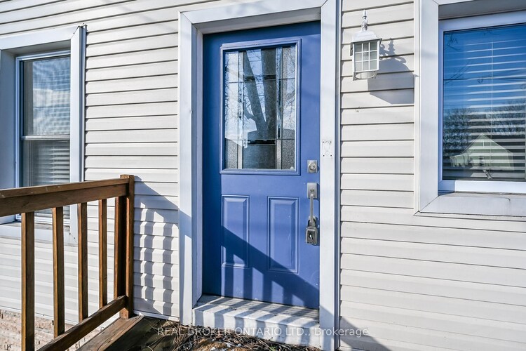 417 Paling Avenue, Hamilton, ON, Homeside