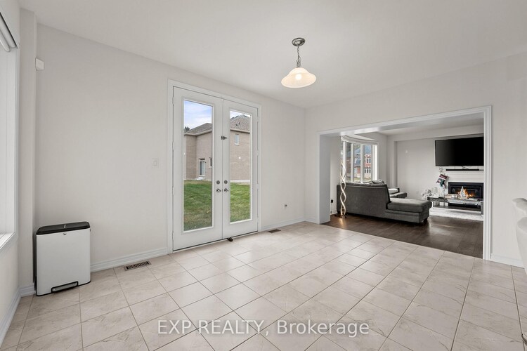 113 Rugman Crescent, Springwater, ON, Centre Vespra