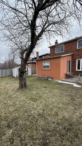 99 Carisbrooke Square, Toronto, ON