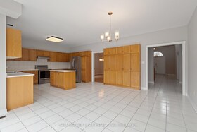 2221 Robinwood Court, Peel, ON , MLS #W12092118 , Image - 1