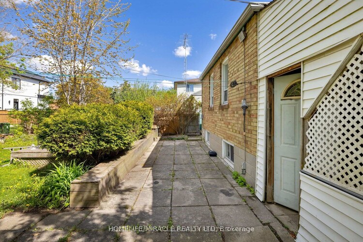 1340 Warden Avenue, Toronto, ON, Wexford-Maryvale