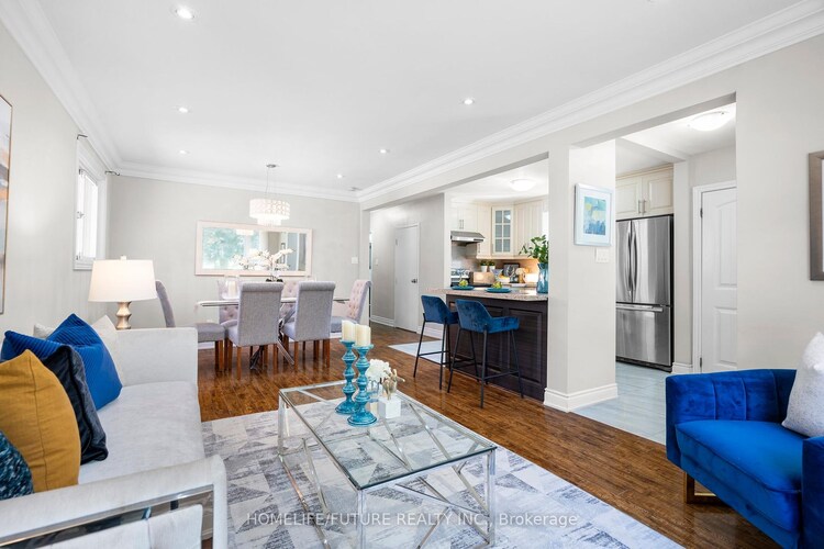 25 Peking Road, Toronto, ON, Woburn