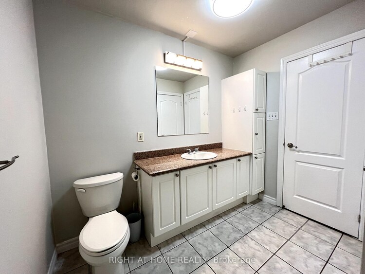 135 James Street S, Hamilton, ON, Central