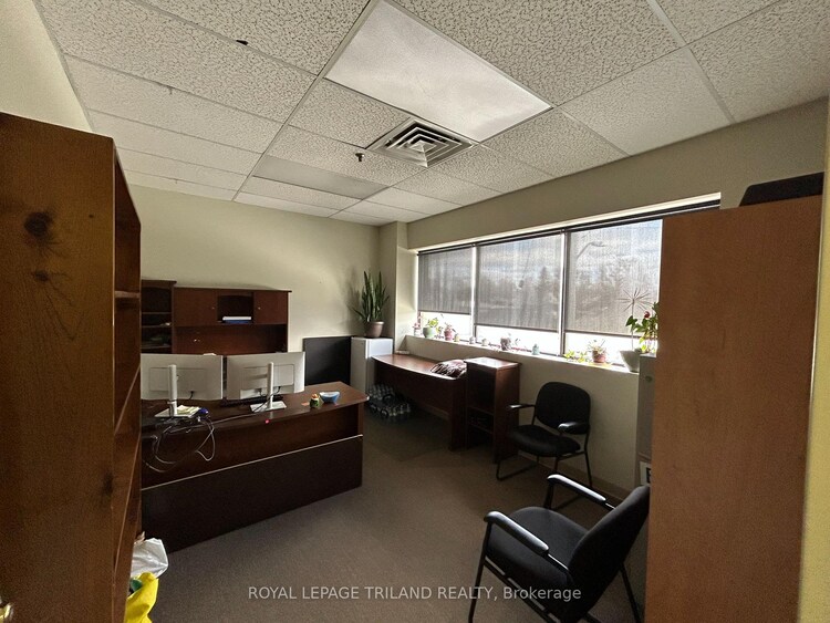 1150 Frances Street N, London East, ON, East M