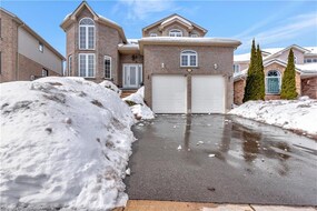 517 Yorkshire Drive, Waterloo, ON