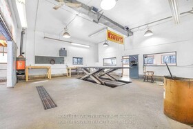 7848 Castlederg Side Road, Peel, ON , MLS #W12092834 , Image - 1