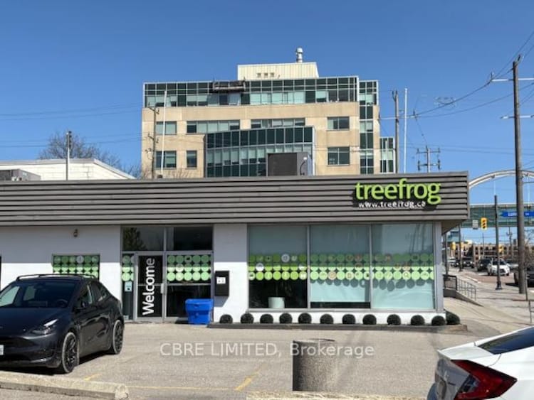 567 Davis Drive, Newmarket, ON, Central Newmarket