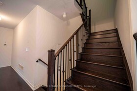 5570 Meadowcrest Avenue, Peel, ON , MLS #W12093485 , Image - 1