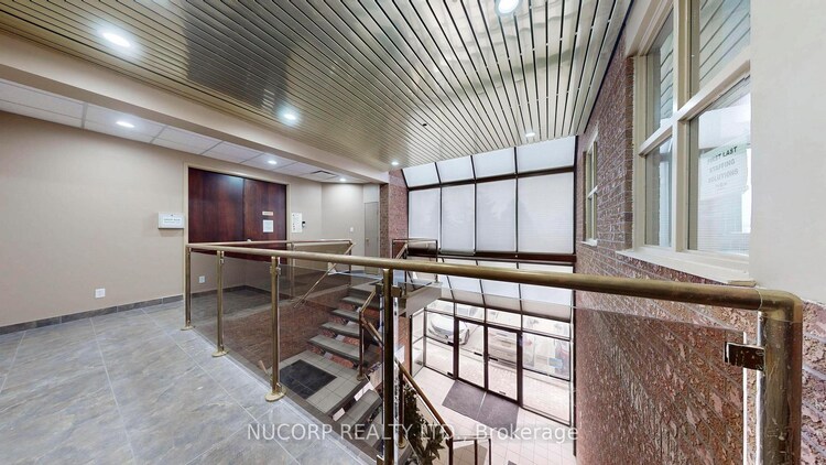 141 Brunel Road, Mississauga, ON, Gateway